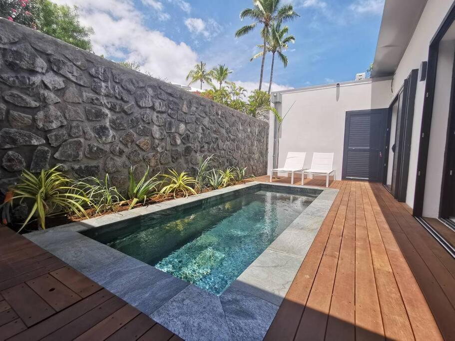 Summer Cosy - Villa Classee 4 Etoiles - 2 Suites Avec Piscine Chauffee Et Jacuzzi Integre Idealement Situee Chemin Summer Saint-Gilles Les Bains Exterior photo