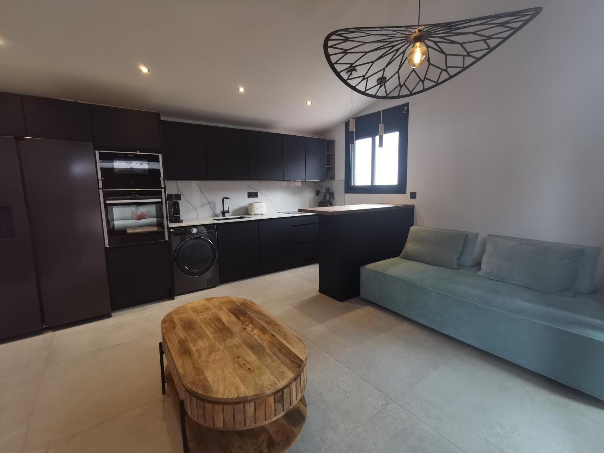 Summer Cosy - Villa Classee 4 Etoiles - 2 Suites Avec Piscine Chauffee Et Jacuzzi Integre Idealement Situee Chemin Summer Saint-Gilles Les Bains Exterior photo